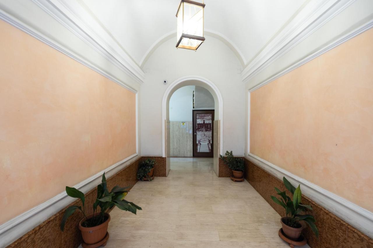 Smart Lodging Downtown Рим Екстер'єр фото